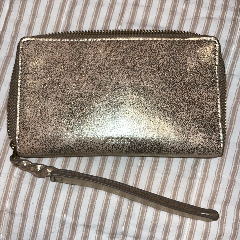 Fossil wallet